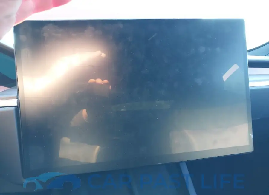 5YJSA1E5XNF494103# 16