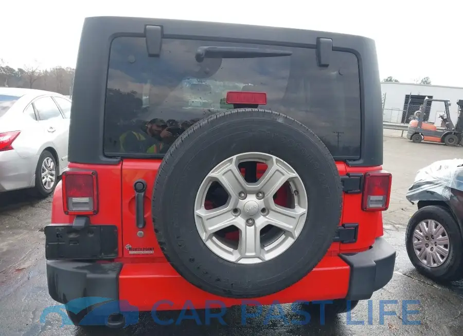 1C4BJWEG2JL936605# 16