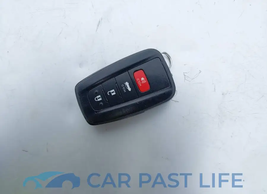 4T1B11HK8JU081580# 11