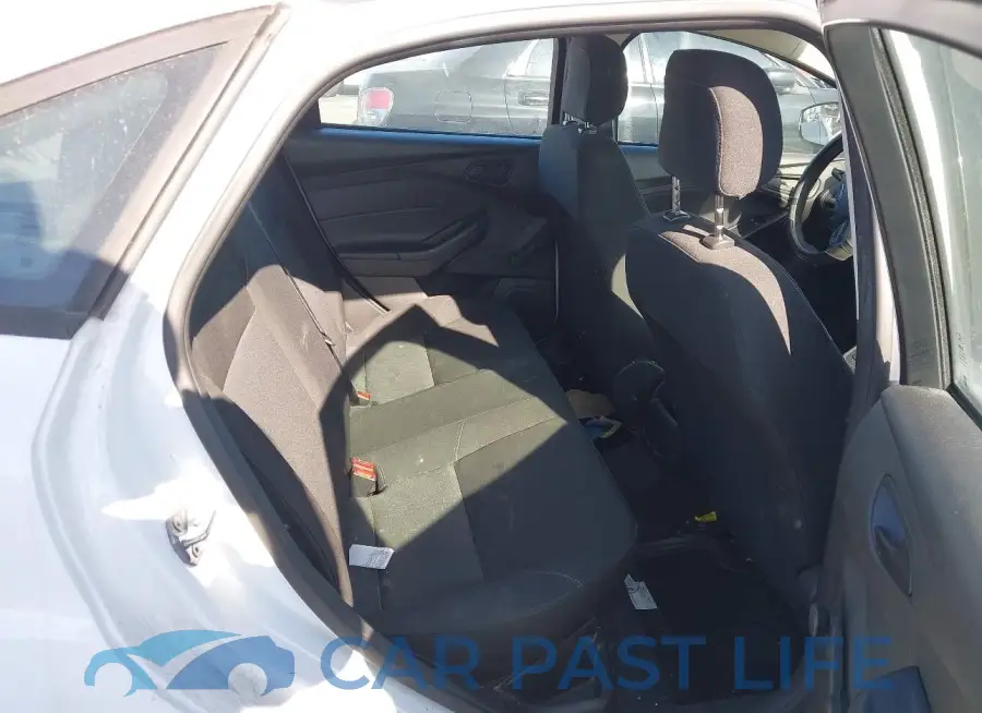 1FADP3E28JL260595# 8