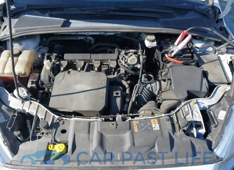 1FADP3E28JL260595# 6