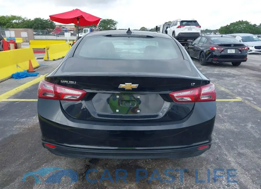 1G1ZD5ST3KF143985# 16