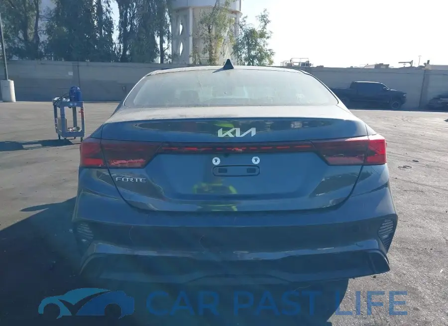 3KPF24AD0RE721548# 16