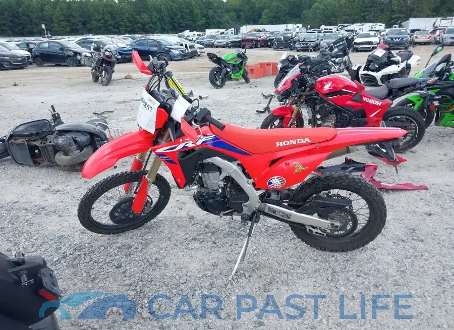 JH2PD111XPK400038# 12