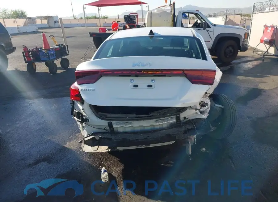 3KPF24AD8PE654808# 16