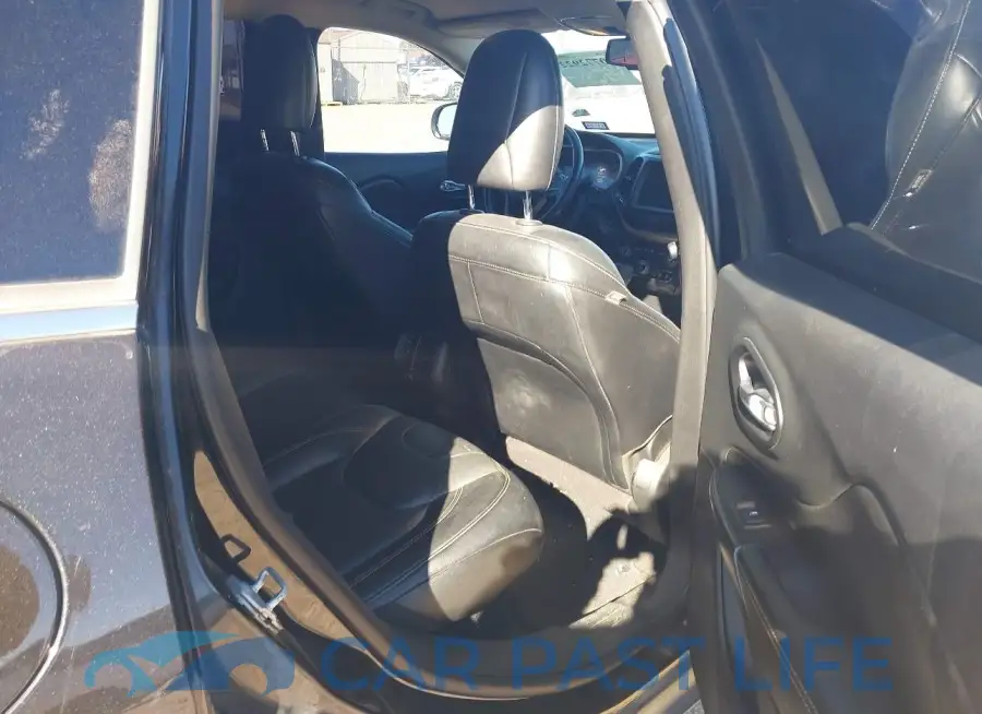 1C4PJLDS3FW580584# 8