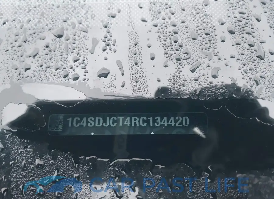1C4SDJCT4RC134420# 9