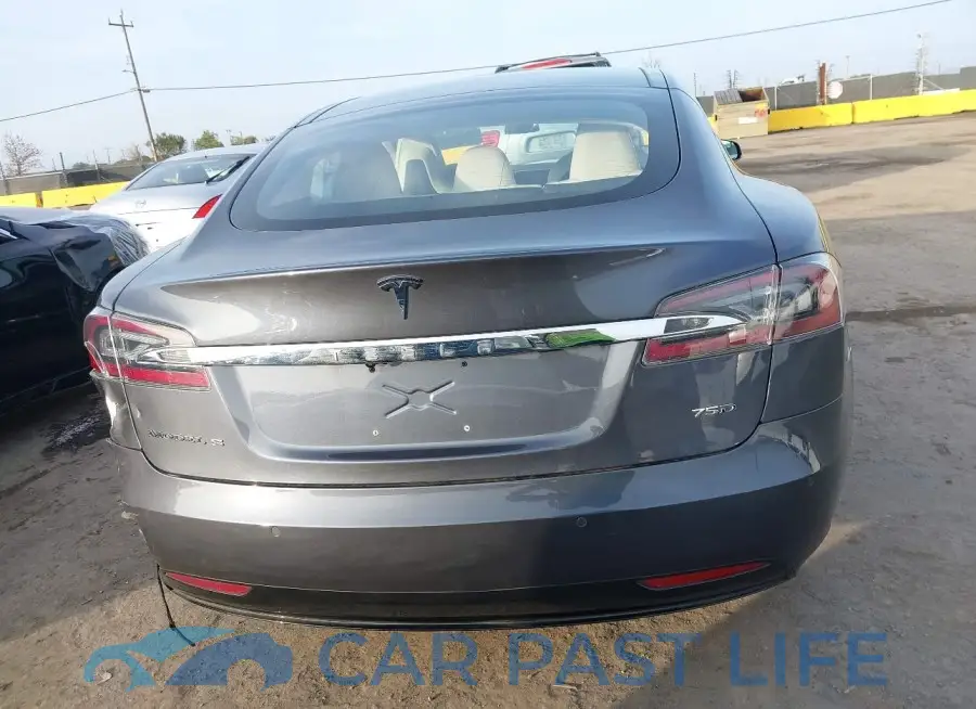 5YJSA1E24JF258465# 16