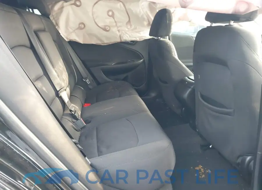 1G1ZB5ST0JF120264# 8