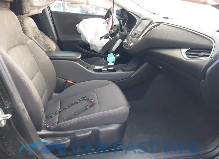 1G1ZB5ST0JF120264# 5