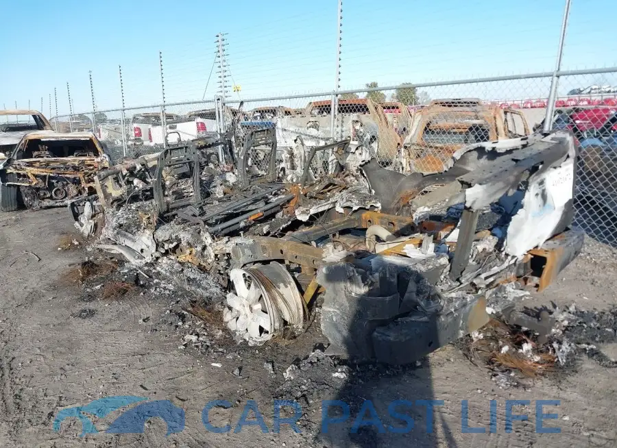 1FTEW1EG5GKF81090# 3