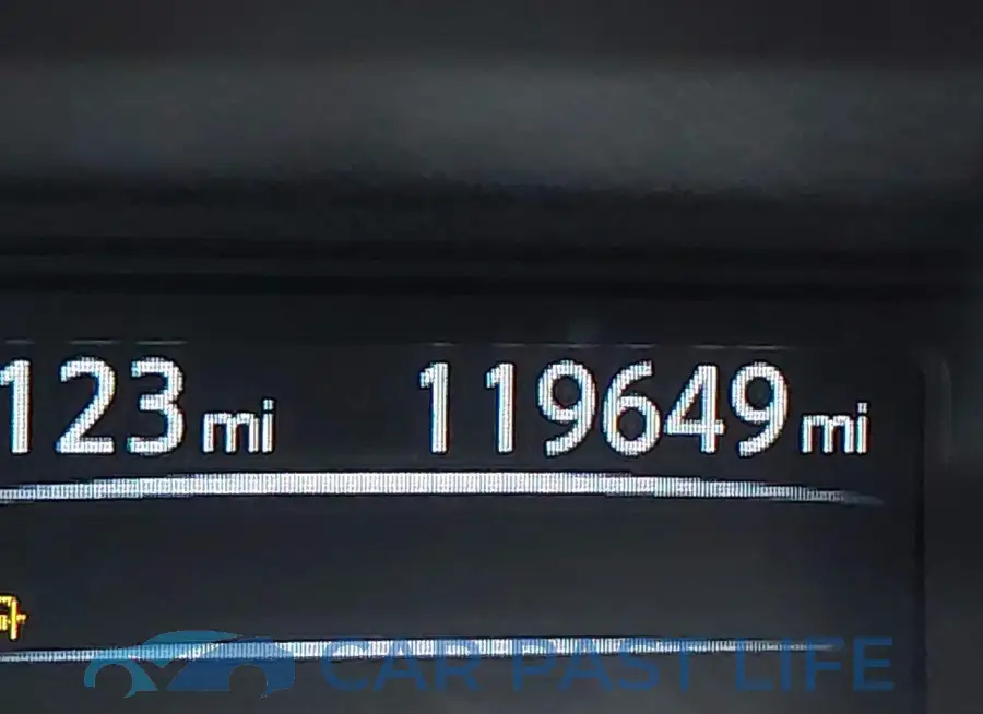 1N6AA1E59JN520436# 16
