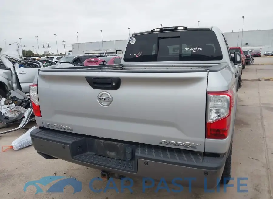 1N6AA1E59JN520436# 17
