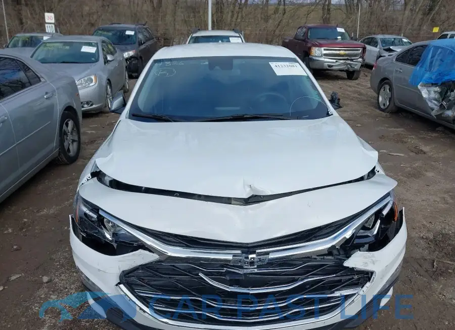 1G1ZD5ST3PF232558# 12
