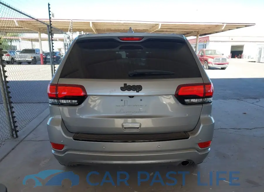 1C4RJEAG2JC430691# 16