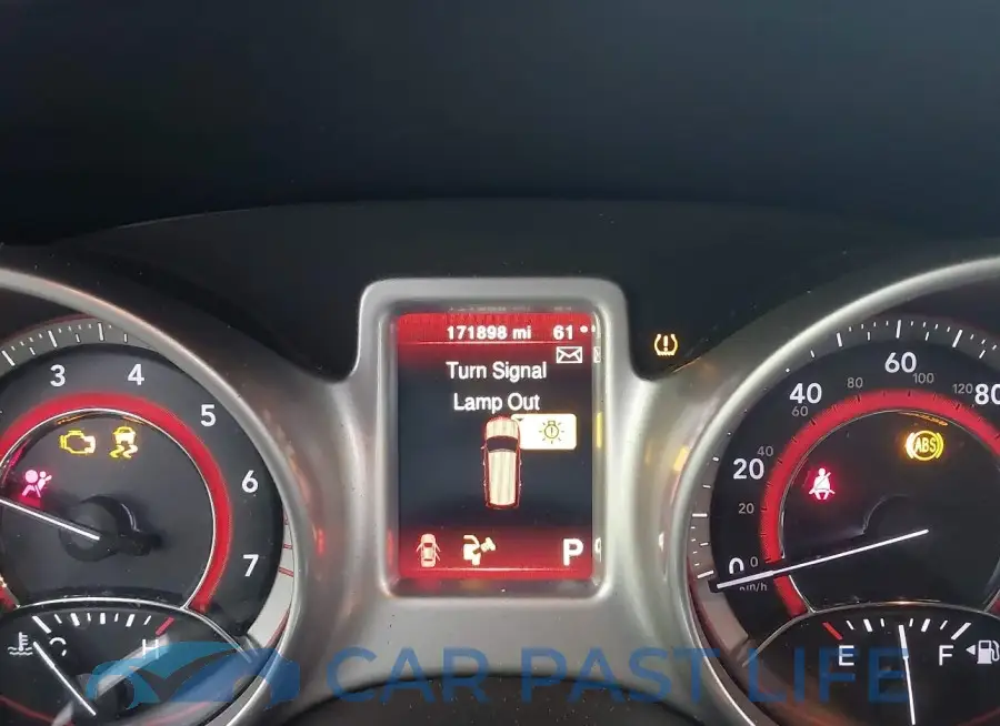 3C4PDCAB2HT619556# 7