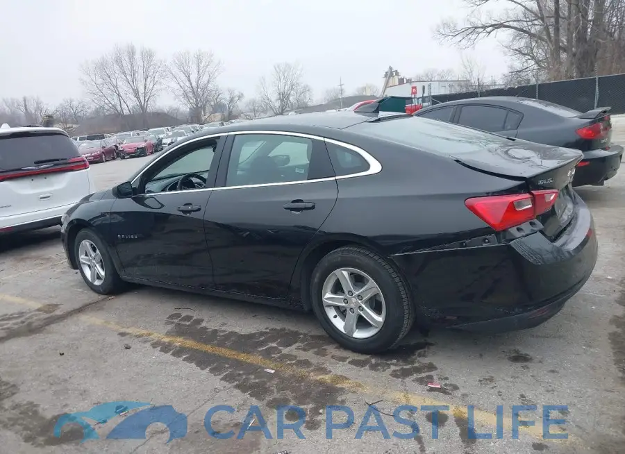 1G1ZD5ST0PF215913# 14