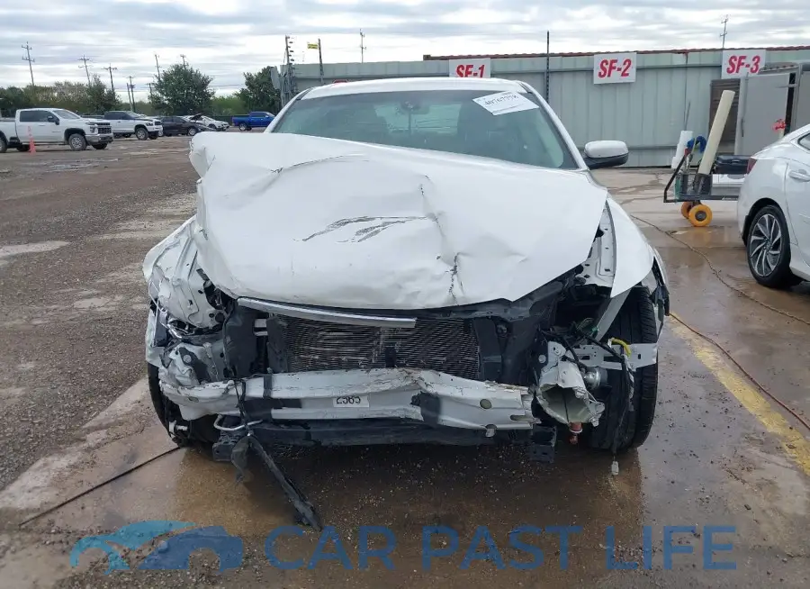 1FAHP2E81GG100740# 13