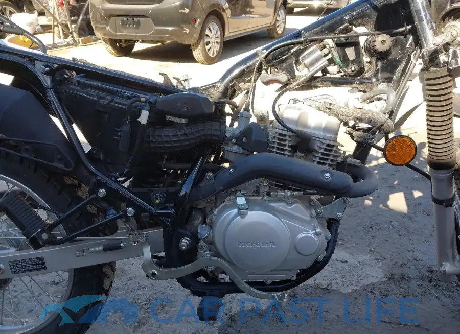 3H1KD1313PD006899# 8