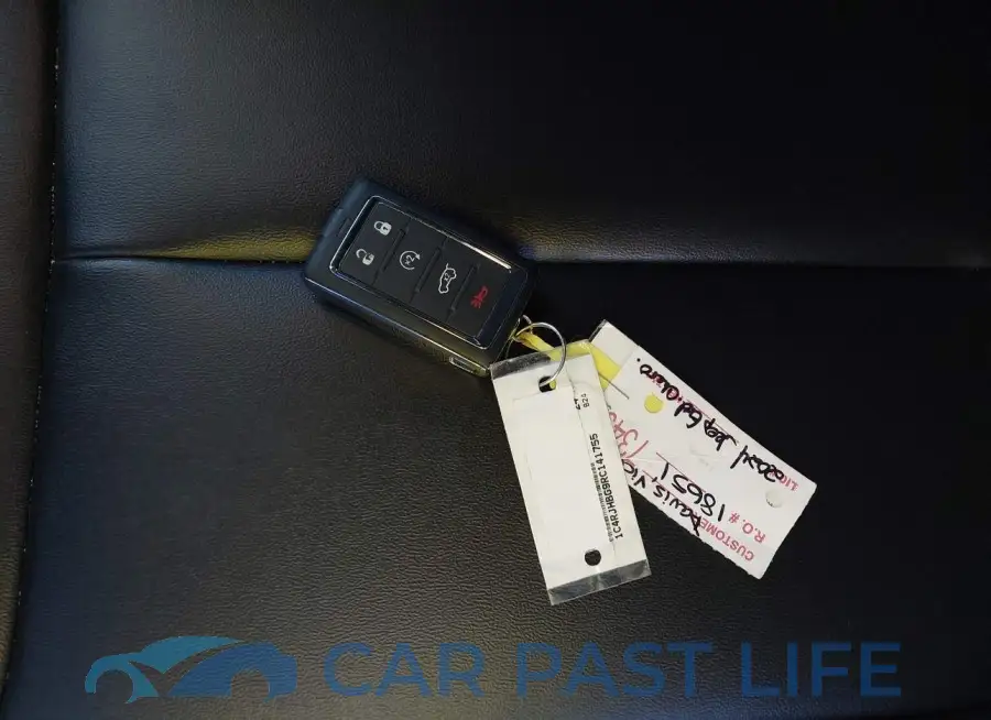 1C4RJHBG9RC141755# 11