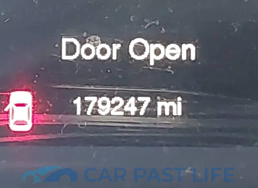 1C4PJLAB4FW658049# 15
