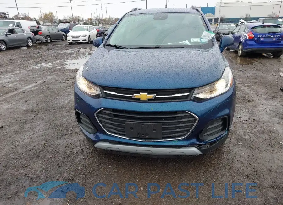 KL7CJLSB8LB325589# 12
