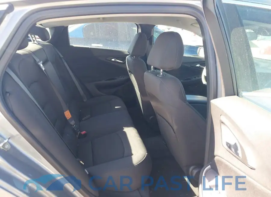 1G1ZD5STXPF180944# 8