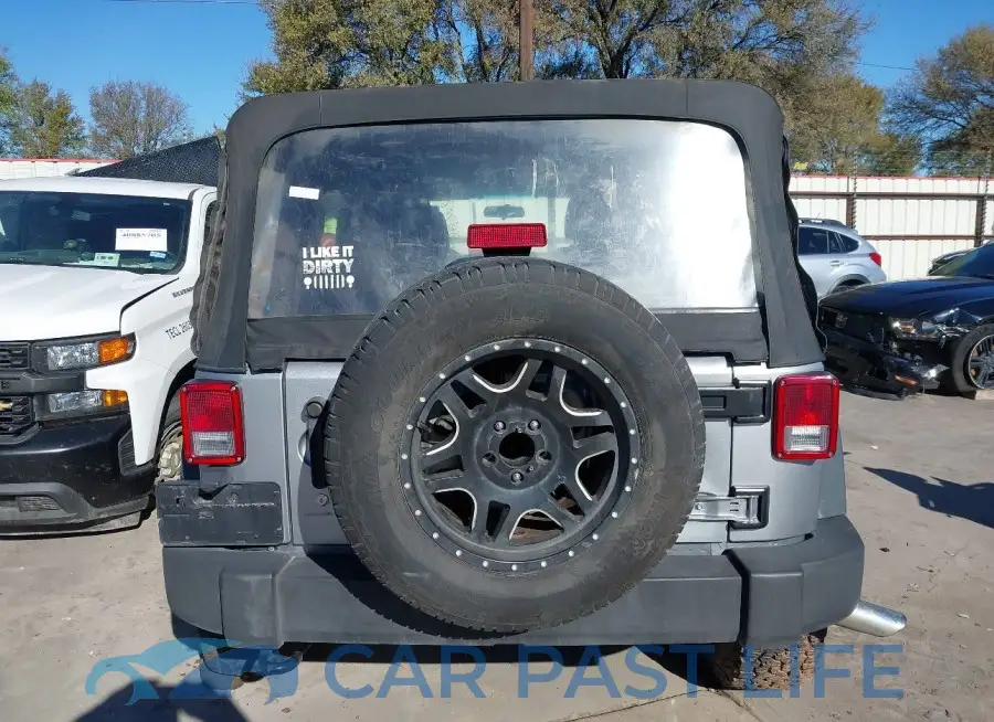 1C4BJWDG3FL608358# 16