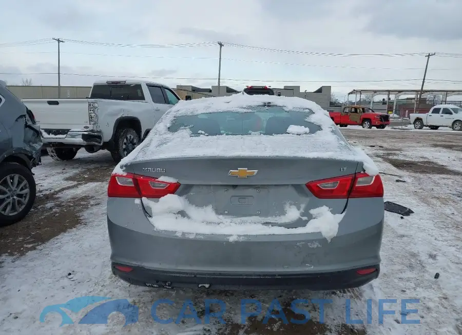 1G1ZD5ST4PF249174# 16