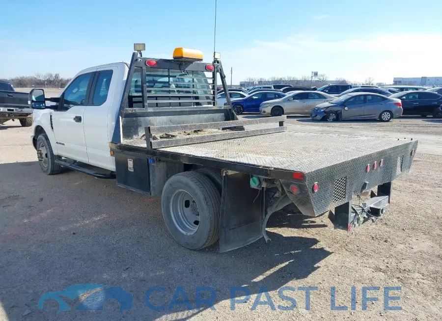 1FD8X3GT1HED07591# 3
