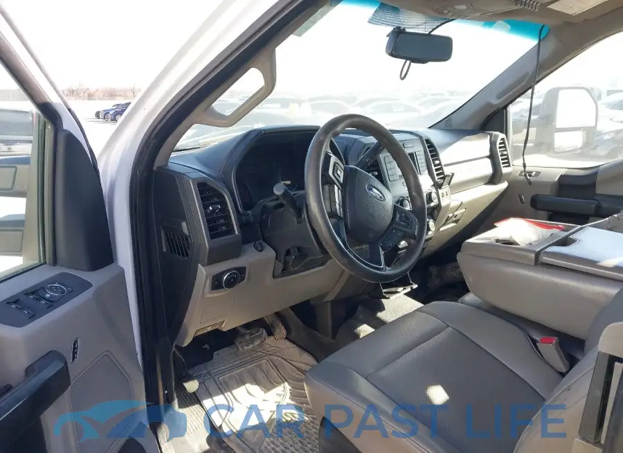 1FD8X3GT1HED07591# 7