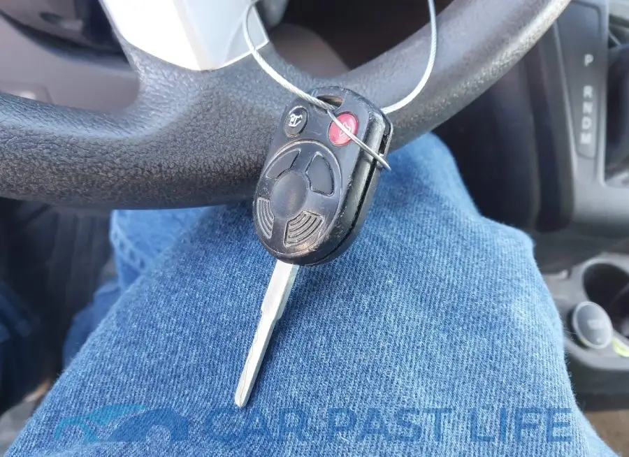 1FTYR2CM9HKA16877# 11