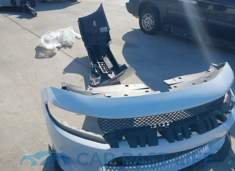 2C3CDXHG9MH633839# 12