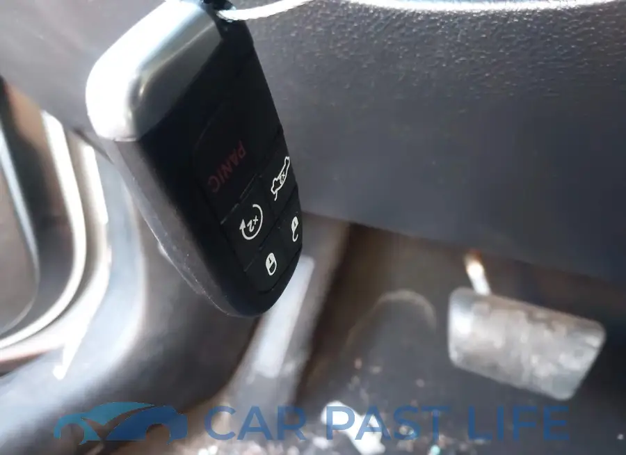 2C3CDZBT9LH130893# 11