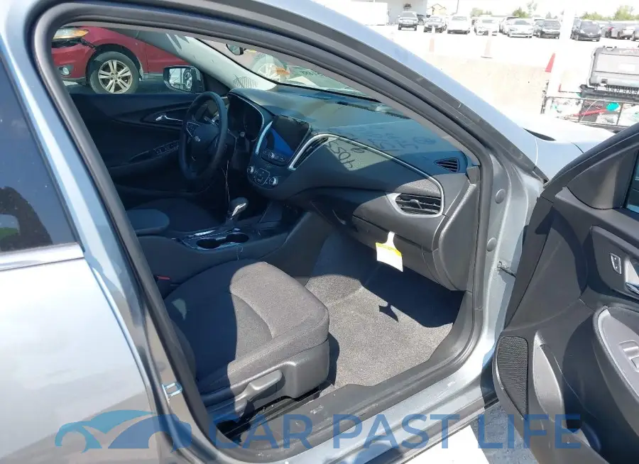 1G1ZB5ST6RF183851# 5