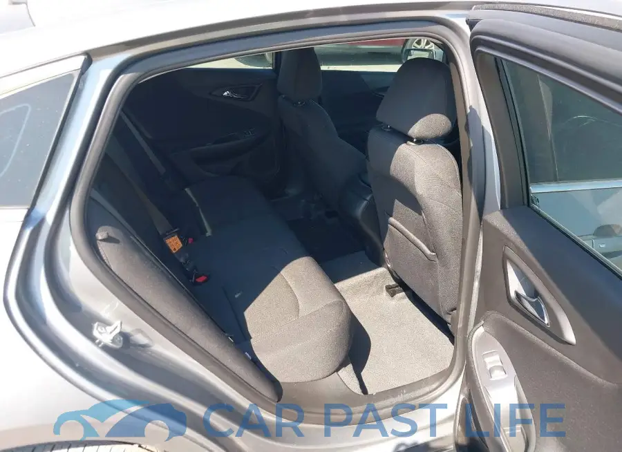 1G1ZB5ST6RF183851# 8