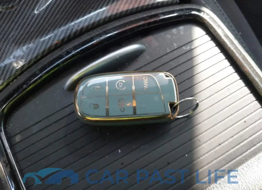 2C3CDXCT6NH122840# 11