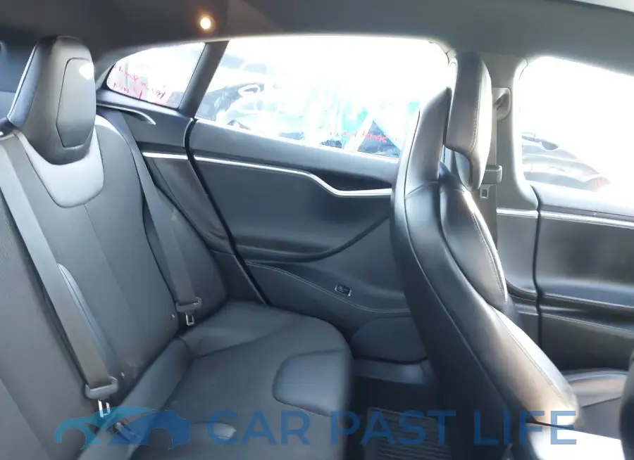5YJSA1E25HF204179# 8