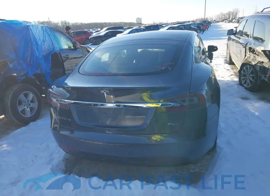 5YJSA1E25HF204179# 16