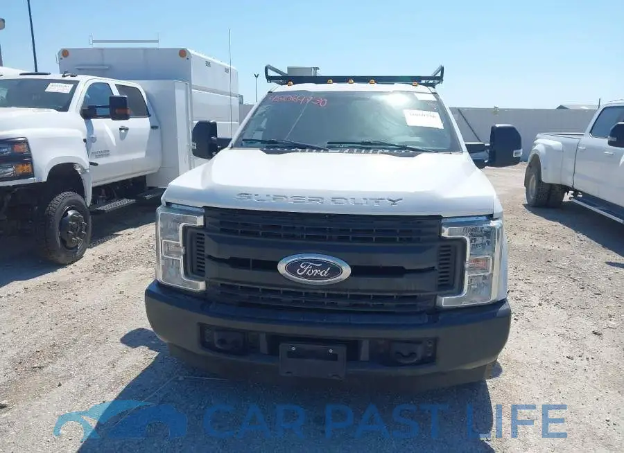 1FD7X3E67KEC46909# 6