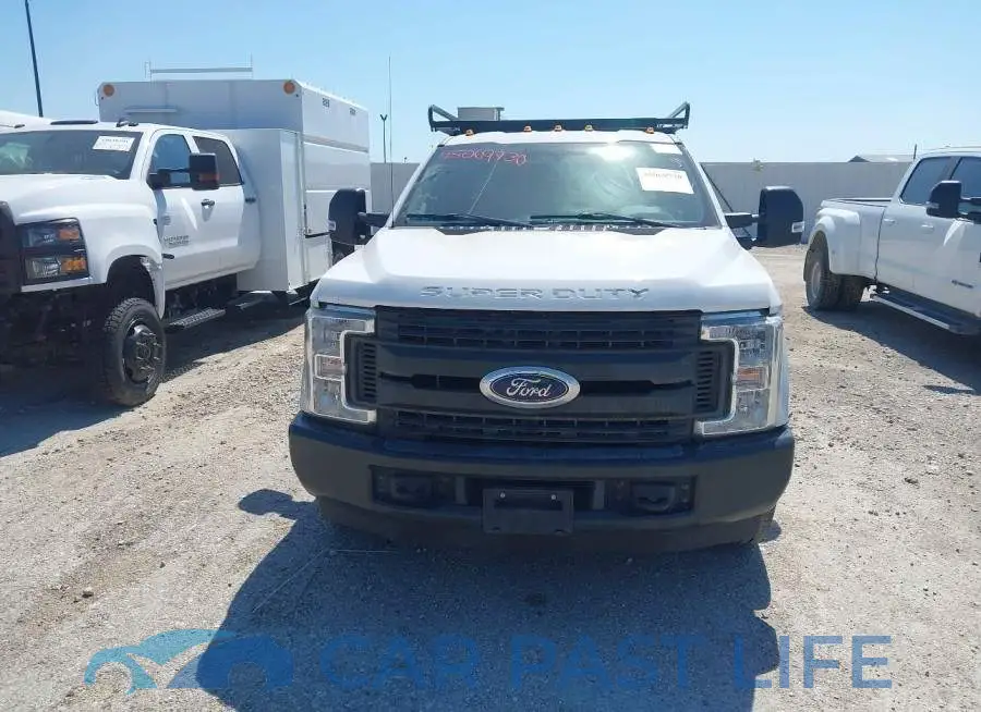 1FD7X3E67KEC46909# 12