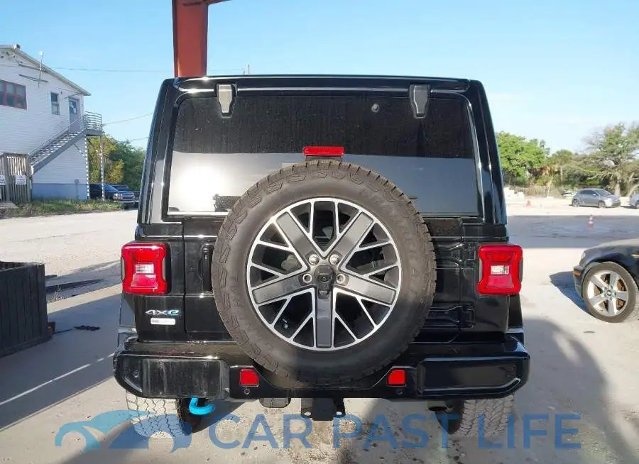 1C4RJXU65RW161160# 16