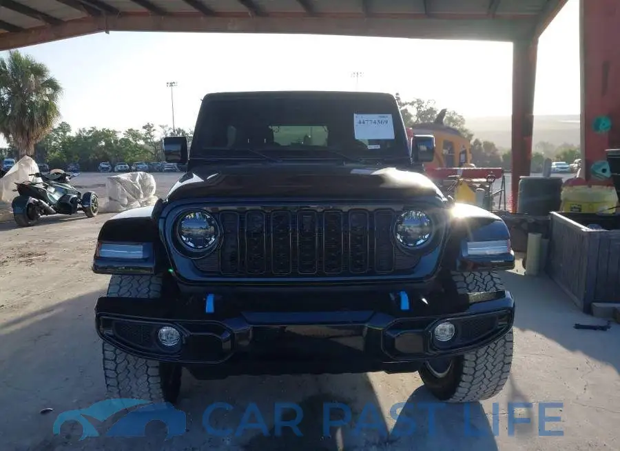 1C4RJXU65RW161160# 12