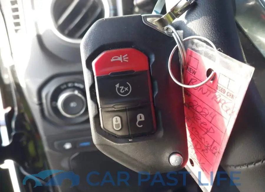 1C4RJXU65RW161160# 11