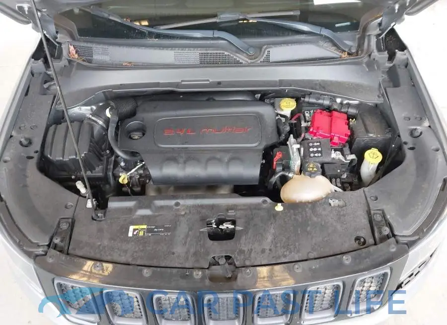 3C4NJDDB8LT151598# 10