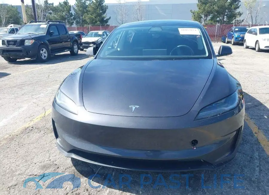 5YJ3E1ET7RF900805# 6