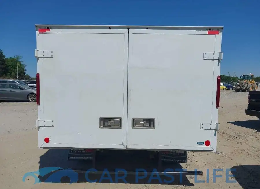 1FDBF8ZV7JKB34848# 16