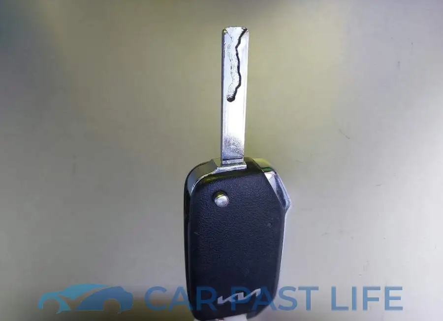 3KPF24AD4RE732309# 11