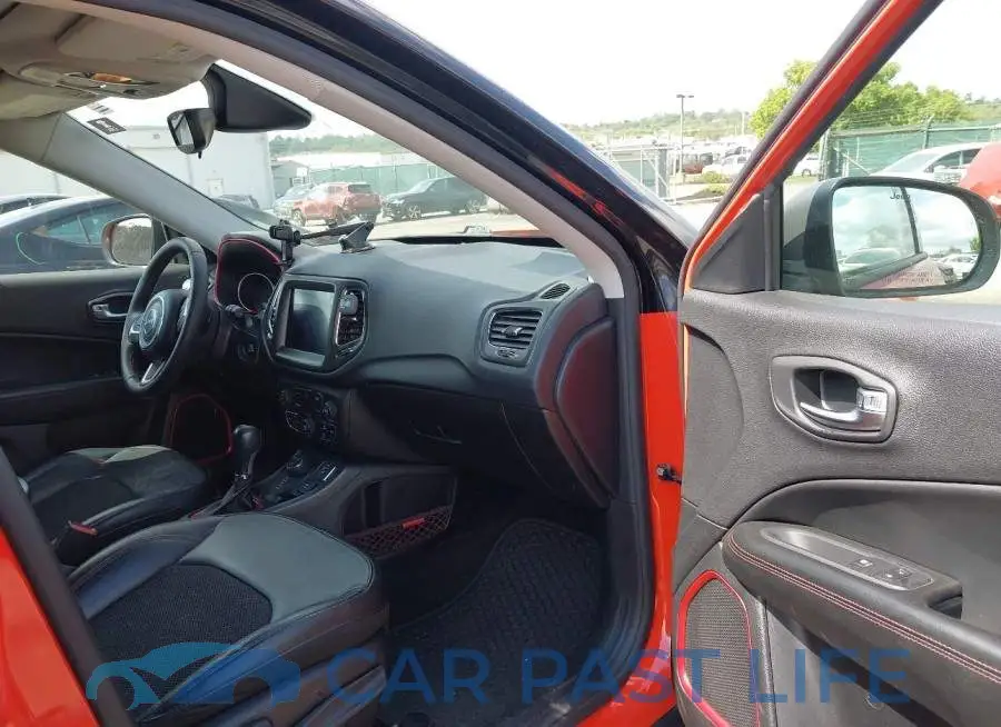 3C4NJDDB8JT163067# 5