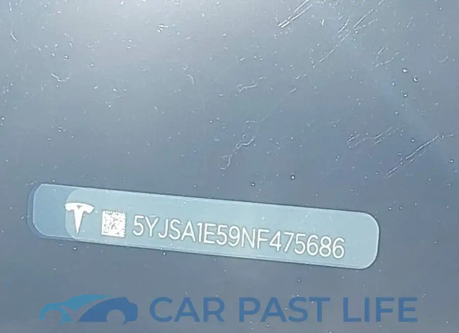 5YJSA1E59NF475686# 9
